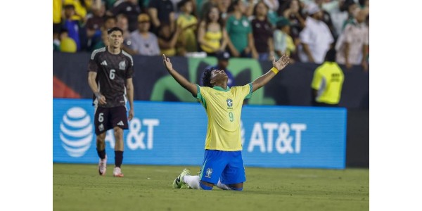 Brazílie zahájila novou éru mladé sestavy